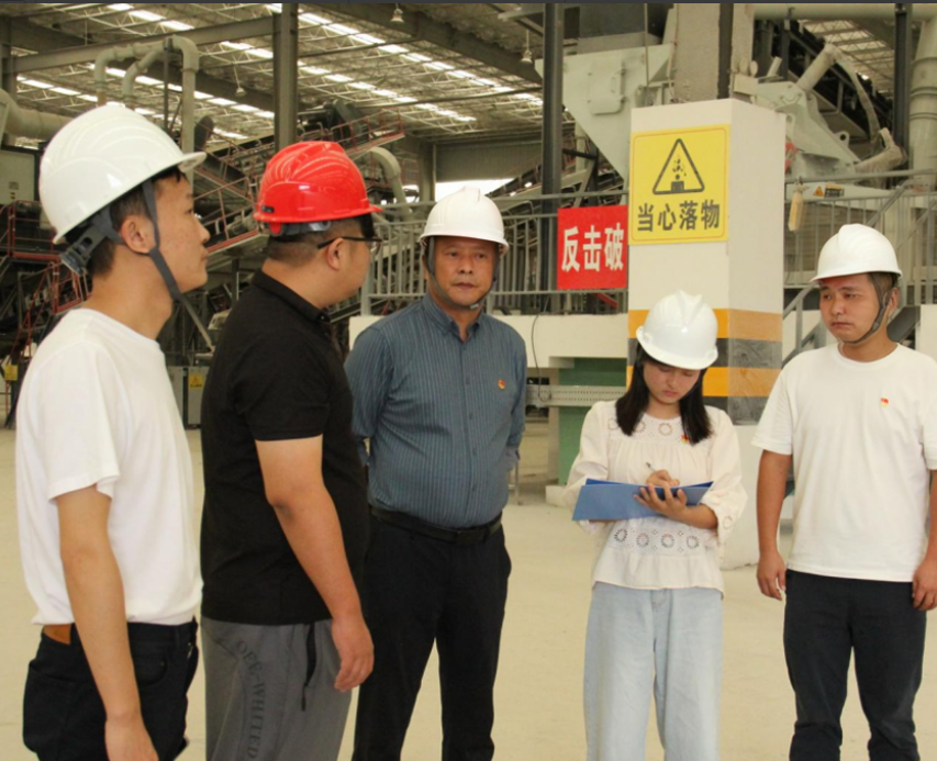 通達公司黨支部：黨員亮身份，安全在一線